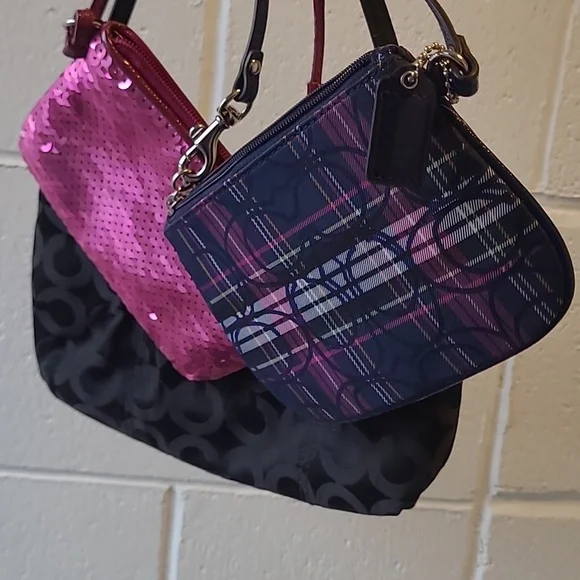 BAG BUNDLE SALE!! - Picture 6 of 8